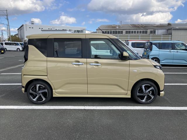 ムーヴＲＳキーフリーシステム　プッシュボタンスタート　ＬＥＤヘッドライト　１５インチアルミホイール　両側パワースライドドア　カラーマルチインフォメーションディスプレイ（静岡県）の中古車