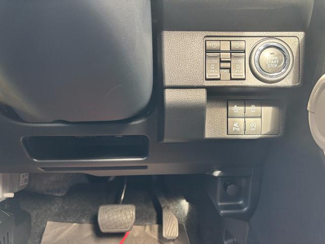 ムーヴキャンバスストライプスＧ１４インチフルホイールキャップ　ＬＥＤヘッドランプ　ＬＥＤフォグランプ　ホっとカップホルダー　両側パワースライドドア　キーフリーシステム　プッシュボタンスタート　ＵＶカットガラス（静岡県）の中古車