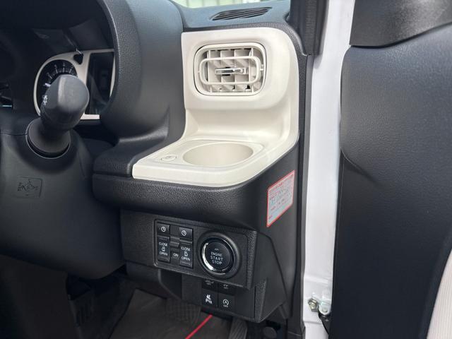 ムーヴキャンバスストライプスＧ１４インチフルホイールキャップ　ＬＥＤヘッドランプ　ＬＥＤフォグランプ　ホっとカップホルダー　両側パワースライドドア　キーフリーシステム　プッシュボタンスタート　ＵＶカットガラス（静岡県）の中古車