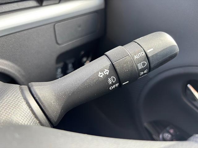 タントカスタムＲＳ　ＳＡ１５インチアルミホイール　大型エアロバンパー　ＬＥＤヘッドランプ　オート格納式カラードドアミラー　本革巻ステアリングホイール　両側パワースライドドア（静岡県）の中古車