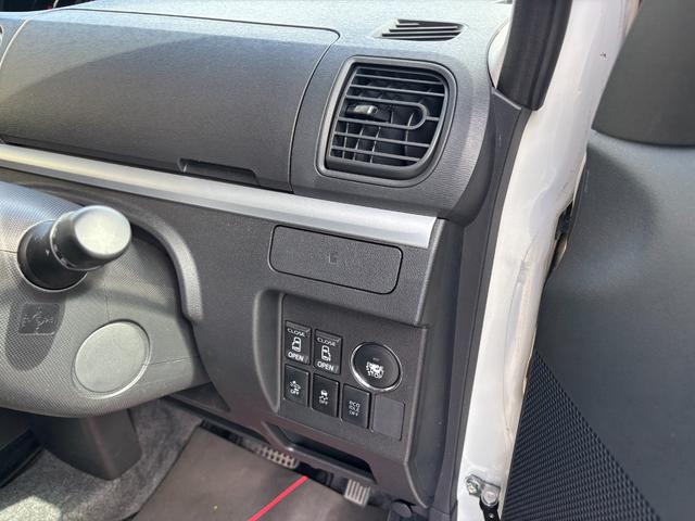 タントカスタムＲＳ　ＳＡ１５インチアルミホイール　大型エアロバンパー　ＬＥＤヘッドランプ　オート格納式カラードドアミラー　本革巻ステアリングホイール　両側パワースライドドア（静岡県）の中古車