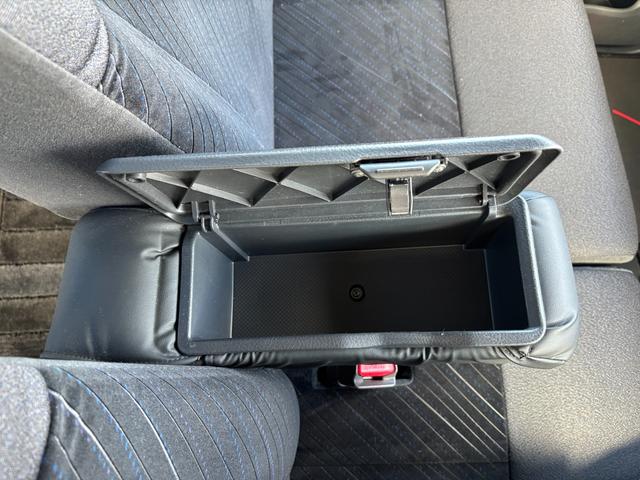 タントカスタムＲＳ　ＳＡ１５インチアルミホイール　大型エアロバンパー　ＬＥＤヘッドランプ　オート格納式カラードドアミラー　本革巻ステアリングホイール　両側パワースライドドア（静岡県）の中古車