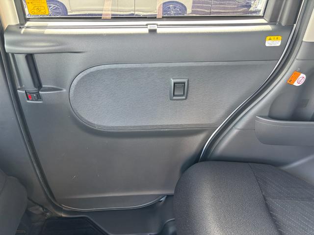 タントカスタムＲＳ　ＳＡ１５インチアルミホイール　大型エアロバンパー　ＬＥＤヘッドランプ　オート格納式カラードドアミラー　本革巻ステアリングホイール　両側パワースライドドア（静岡県）の中古車