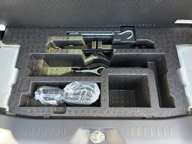 タントカスタムＲＳ　ＳＡ１５インチアルミホイール　大型エアロバンパー　ＬＥＤヘッドランプ　オート格納式カラードドアミラー　本革巻ステアリングホイール　両側パワースライドドア（静岡県）の中古車