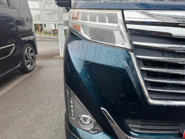 トールカスタムＧ　ＳＡIIＬＥＤヘッドランプ　キーフリーシステム　プッシュボタンスタート　オートエアコン（プッシュ式）　両側パワースライドドア　マルチインフォメーションディスプレイ（静岡県）の中古車