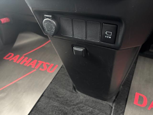 トールカスタムＧ　ＳＡIIＬＥＤヘッドランプ　キーフリーシステム　プッシュボタンスタート　オートエアコン（プッシュ式）　両側パワースライドドア　マルチインフォメーションディスプレイ（静岡県）の中古車