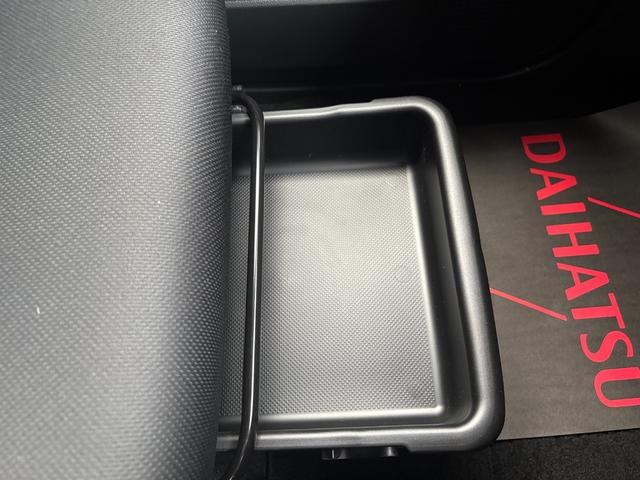 トールカスタムＧ　ＳＡIIＬＥＤヘッドランプ　キーフリーシステム　プッシュボタンスタート　オートエアコン（プッシュ式）　両側パワースライドドア　マルチインフォメーションディスプレイ（静岡県）の中古車