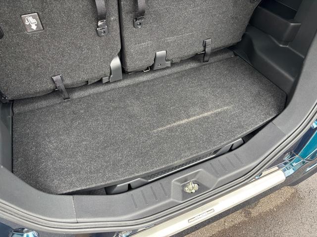 トールカスタムＧ　ＳＡIIＬＥＤヘッドランプ　キーフリーシステム　プッシュボタンスタート　オートエアコン（プッシュ式）　両側パワースライドドア　マルチインフォメーションディスプレイ（静岡県）の中古車