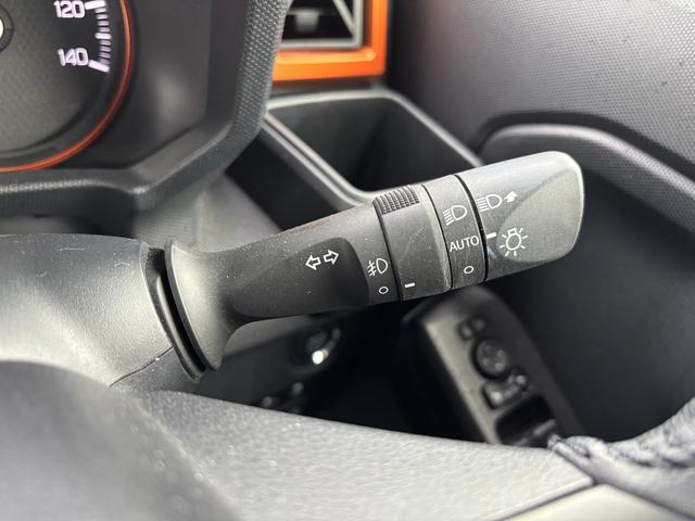 タフトG15インチアルミホイール オートレベリング機能付フルLEDヘッドランプ LEDフォグランプ 本革巻ステアリングホイール 本革巻インパネセンターシフト TFTカラーマルチインフォメーションディスプレイ(静岡県)の中古車