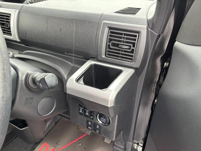 ウェイクＬリミテッドＳＡIII１４フルホイールキャップ　キーフリーシステム　プッシュンボタンスタート　オートライト　両側パワースライドドア（静岡県）の中古車