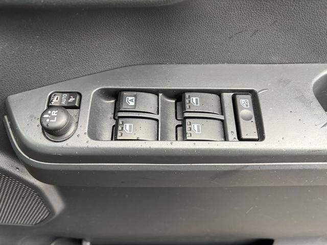 ウェイクＬリミテッドＳＡIII１４フルホイールキャップ　キーフリーシステム　プッシュンボタンスタート　オートライト　両側パワースライドドア（静岡県）の中古車