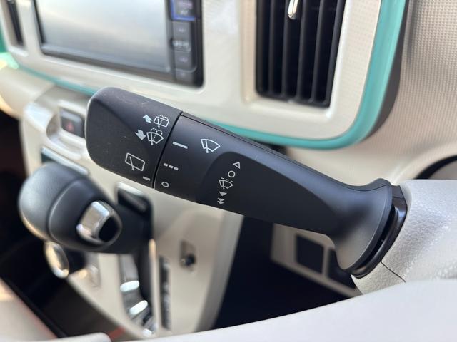 ムーヴキャンバスＧホワイトアクセントＶＳ　ＳＡIII１４インチフルホイールキャップ　ＬＥＤヘッドランプ　キーフリーシステム　両側パワースライドドア　オートエアコン（プッシュ式）　オートライト　置きラクボックス（静岡県）の中古車