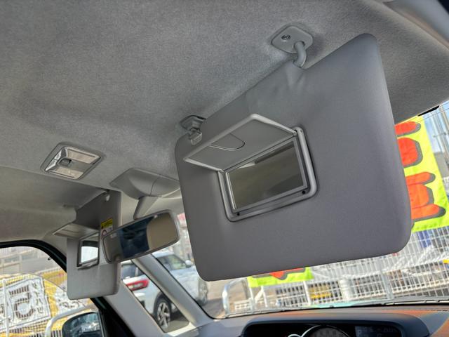 ムーヴキャンバスＧホワイトアクセントＶＳ　ＳＡIII１４インチフルホイールキャップ　ＬＥＤヘッドランプ　キーフリーシステム　両側パワースライドドア　オートエアコン（プッシュ式）　オートライト　置きラクボックス（静岡県）の中古車