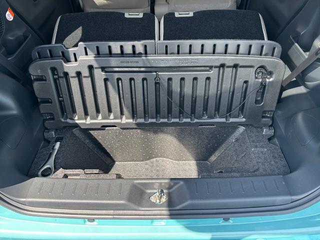 ムーヴキャンバスＧホワイトアクセントＶＳ　ＳＡIII１４インチフルホイールキャップ　ＬＥＤヘッドランプ　キーフリーシステム　両側パワースライドドア　オートエアコン（プッシュ式）　オートライト　置きラクボックス（静岡県）の中古車