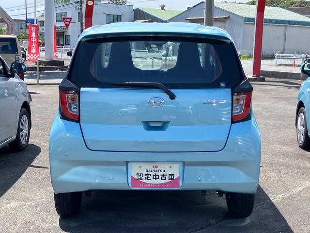 ミライースＬ　ＳＡIII１３インチフルホイールキャップ　マルチリフレクターハロゲンヘッドランプ　可倒式ドアミラー　自発光式デジタルメーターアンバーイルミネーションメーター　マニュアルエアコン（ダイヤル式）　キーレスエントリー（静岡県）の中古車