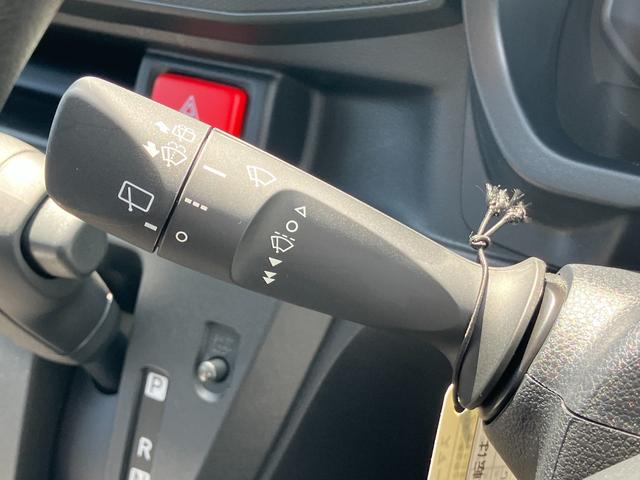 ミライースＬ　ＳＡIII１３インチフルホイールキャップ　マルチリフレクターハロゲンヘッドランプ　可倒式ドアミラー　自発光式デジタルメーターアンバーイルミネーションメーター　マニュアルエアコン（ダイヤル式）　キーレスエントリー（静岡県）の中古車