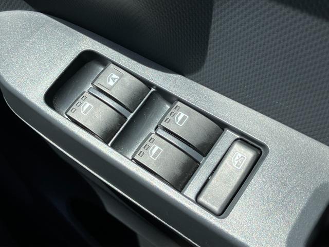ミライースＬ　ＳＡIII１３インチフルホイールキャップ　マルチリフレクターハロゲンヘッドランプ　可倒式ドアミラー　自発光式デジタルメーターアンバーイルミネーションメーター　マニュアルエアコン（ダイヤル式）　キーレスエントリー（静岡県）の中古車