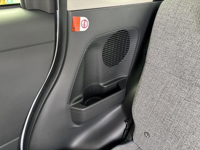 ムーヴキャンバスストライプスG14インチフルホイールキャップ LEDヘッドランプ LEDフォグランプ ホっとカップホルダー 両側パワースライドドア キーフリーシステム プッシュボタンスタート UVカットガラス(静岡県)の中古車