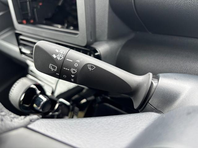 タントカスタムＲＳ　ｅｃｏ　ＩＤＬＥ非装着車１５インチアルミホイール　キーフリーシステム　プッシュボタンスタート　オートエアコン（プッシュ式）　フルＬＥＤヘッドランプ　オート格納式カラードドアミラー　本革巻ステアリングホイール（静岡県）の中古車