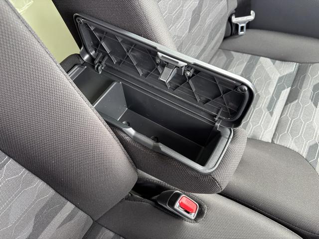タントファンクロスターボ１５インチアルミホイール　フルＬＥＤヘッドランプ　オート格納式カラードドアミラー　両側パワースライドドア　キーフリーシステム　プッシュボタンスタート（静岡県）の中古車