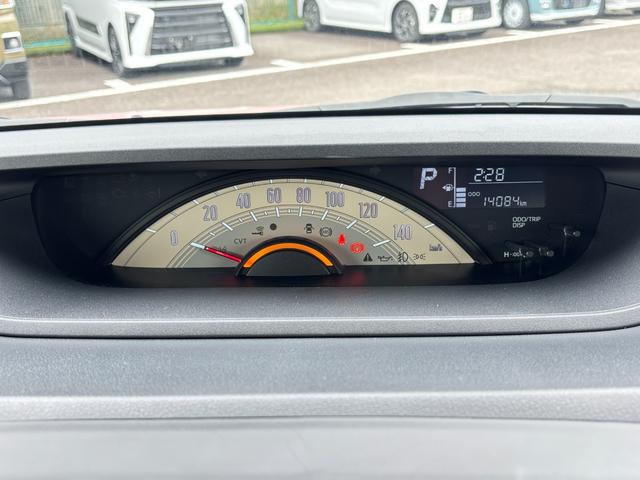 ムーヴキャンバスＸホワイトアクセントリミテッド　ＳＡIII１４インチフルホイールキャップ　キーフリーシステム　両側パワースライドドア　オートエアコン（プッシュ式）　オートライト　置きラクボックス（静岡県）の中古車
