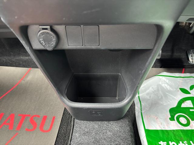 ムーヴキャンバスＸホワイトアクセントリミテッド　ＳＡIII１４インチフルホイールキャップ　キーフリーシステム　両側パワースライドドア　オートエアコン（プッシュ式）　オートライト　置きラクボックス（静岡県）の中古車