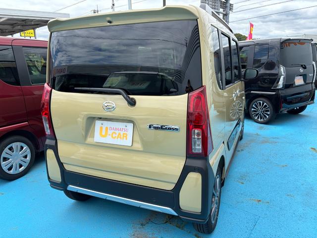 タントファンクロス１４インチアルミホイール　フルＬＥＤヘッドランプ　オート格納式カラードドアミラー　両側パワースライドドア　キーフリーシステム　プッシュボタンスタート（静岡県）の中古車