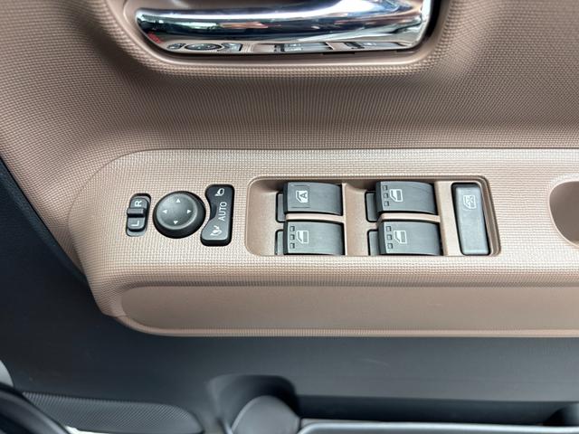ムーヴキャンバスセオリーＧ１４インチフルホイールキャップ　ＬＥＤヘッドランプ　ＬＥＤフォグランプ　ホっとカップホルダー　両側パワースライドドア　キーフリーシステム　プッシュボタンスタート　ＵＶカットガラス（静岡県）の中古車