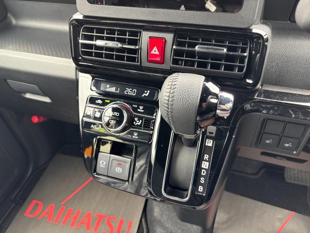 タントカスタムRS15インチアルミホイール キーフリーシステム プッシュボタンスタート オートエアコン(プッシュ式) フルLEDヘッドランプ オート格納式カラードドアミラー 本革巻ステアリングホイール(静岡県)の中古車