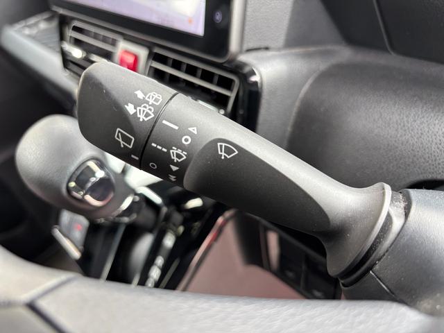 タントカスタムＸスタイルセレクション１４インチアルミホイール　大型エアロバンパー　フルＬＥＤヘッドランプ　オート格納式カラードドアミラー　両側パワースライドドア　ＴＦＴカラーマルチインフォメーションディスプレイ（静岡県）の中古車
