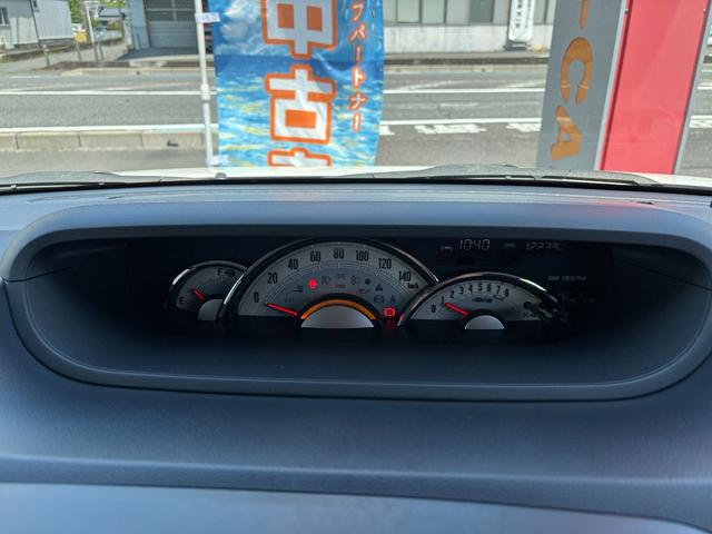 ムーヴキャンバスＧメイクアップＶＳ　ＳＡIII１４インチフルホイールキャップ　ＬＥＤヘッドランプ　キーフリーシステム　両側パワースライドドア　オートエアコン（プッシュ式）　オートライト　置きラクボックス（静岡県）の中古車