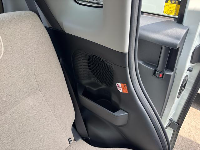 ムーヴキャンバスＧメイクアップリミテッド　ＳＡIII１４インチフルホイールキャップ　ＬＥＤヘッドランプ　キーフリーシステム　両側パワースライドドア　オートエアコン（プッシュ式）　オートライト　置きラクボックス（静岡県）の中古車