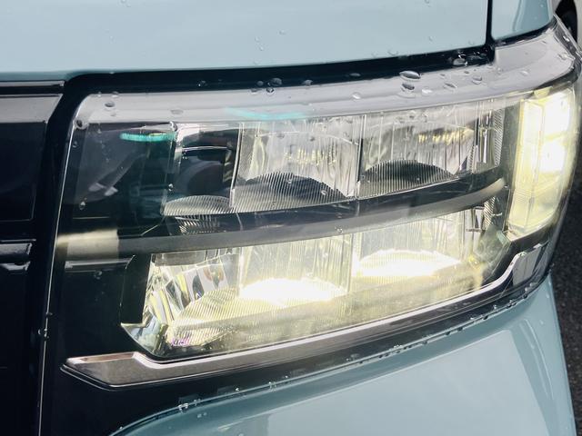 タント 中古車 ファンクロス１４インチアルミホイール　フルＬＥＤヘッドランプ　オート格納式カラードドアミラー　両側パワースライドドア　キーフリーシステム　プッシュボタンスタート
