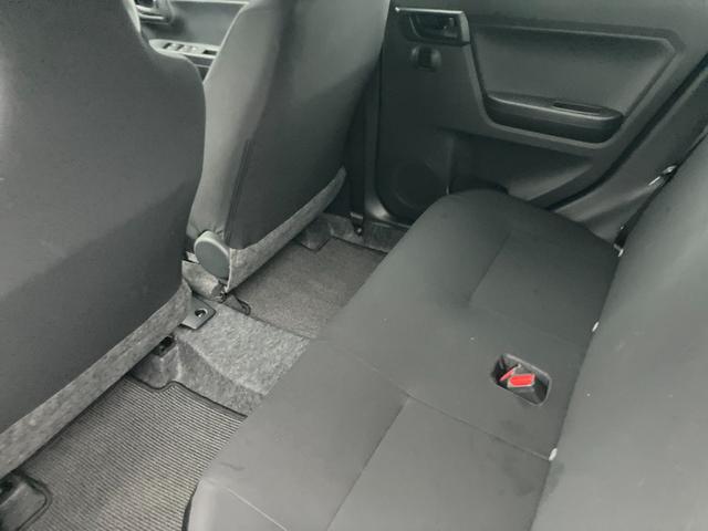 ミライースＬ　ＳＡIII１３インチフルホイールキャップ　マルチリフレクターハロゲンヘッドランプ　可倒式ドアミラー　自発光式デジタルメーターアンバーイルミネーションメーター　マニュアルエアコン（ダイヤル式）　キーレスエントリー（静岡県）の中古車