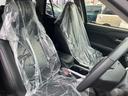 アルミホイール　ＵＶＩＲカット遮音ガラス　フルＬＥＤヘッドランプ　運転席・助手席シートヒーター　革巻きステアリングホイール　本革シフトノブ　アクティブマルチインフォメーションメーター（静岡県）の中古車
