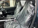 アルミホイール　ＵＶＩＲカット遮音ガラス　フルＬＥＤヘッドランプ　運転席・助手席シートヒーター　革巻きステアリングホイール　本革シフトノブ　アクティブマルチインフォメーションメーター（静岡県）の中古車