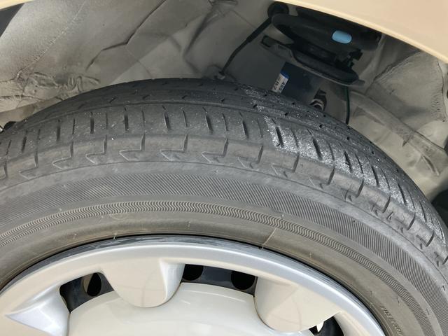 ムーヴキャンバスＧメイクアップリミテッド　ＳＡIII１４インチフルホイールキャップ　ＬＥＤヘッドランプ　キーフリーシステム　両側パワースライドドア　オートエアコン（プッシュ式）　オートライト　置きラクボックス（静岡県）の中古車