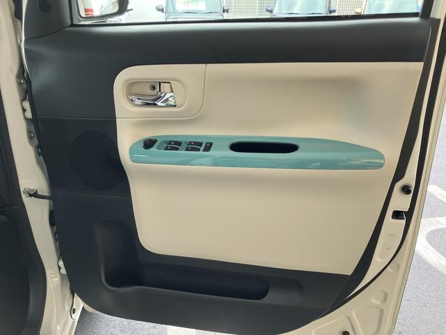 ムーヴキャンバスＸリミテッドメイクアップ　ＳＡIII１４インチフルホイールキャップ　キーフリーシステム　両側パワースライドドア　オートエアコン（プッシュ式）　オートライト　置きラクボックス（静岡県）の中古車