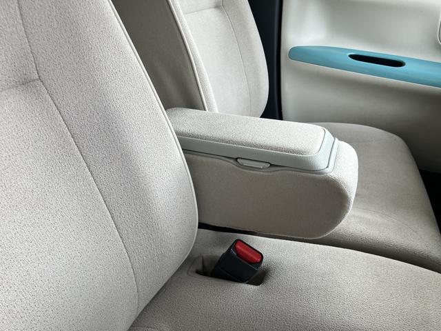 ムーヴキャンバスＸリミテッドメイクアップ　ＳＡIII１４インチフルホイールキャップ　キーフリーシステム　両側パワースライドドア　オートエアコン（プッシュ式）　オートライト　置きラクボックス（静岡県）の中古車