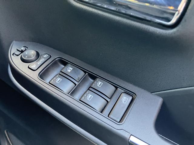 タントカスタムＲＳ１５インチアルミホイール　キーフリーシステム　プッシュボタンスタート　オートエアコン（プッシュ式）　フルＬＥＤヘッドランプ　オート格納式カラードドアミラー　本革巻ステアリングホイール（静岡県）の中古車