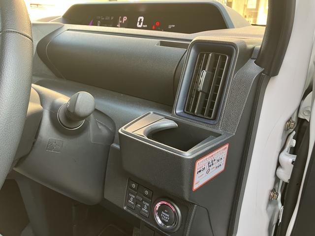 タントカスタムＲＳ１５インチアルミホイール　キーフリーシステム　プッシュボタンスタート　オートエアコン（プッシュ式）　フルＬＥＤヘッドランプ　オート格納式カラードドアミラー　本革巻ステアリングホイール（静岡県）の中古車