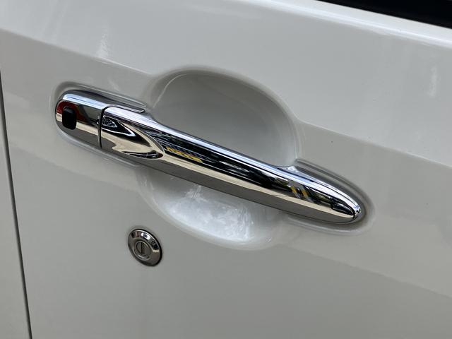 ムーヴカスタム　Ｘ　ハイパーＳＡII１４インチアルミホイール　ウレタンインパネセンターシフト　スーパーＵＶＩＲカットガラス（フロントドア）　ＬＥＤヘッドランプ　自発光式２眼メーター　ＴＦＴカラーマルチインフォメーションディスプレイ（静岡県）の中古車