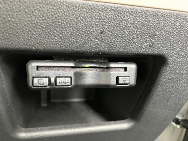 ムーヴキャンバスＧメイクアップリミテッド　ＳＡIII１４インチフルホイールキャップ　ＬＥＤヘッドランプ　キーフリーシステム　両側パワースライドドア　オートエアコン（プッシュ式）　オートライト　置きラクボックス（静岡県）の中古車