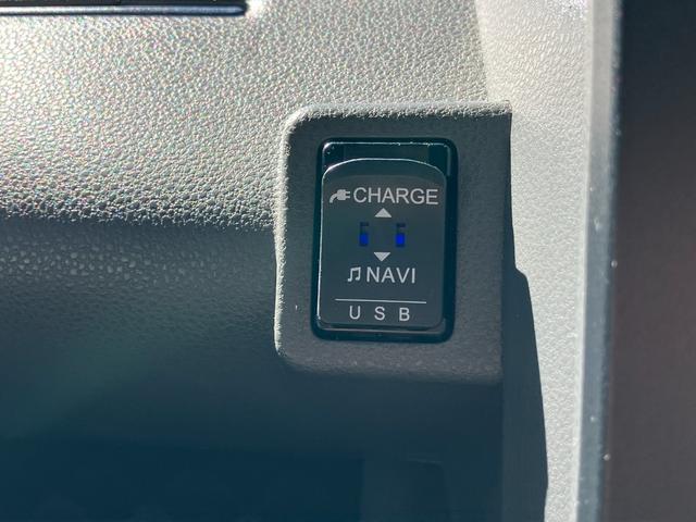 タントカスタムXセレクションスマートアシスト キーフリーシステム LEDヘッドライト 両側パワースライドドア コーナーセンサー ミラクルオープンドア シートバックテーブル(静岡県)の中古車