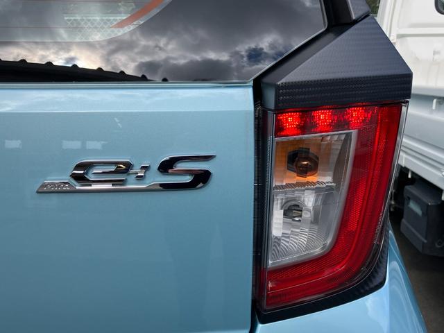 ミライースＬ　ＳＡIII１３インチフルホイールキャップ　マルチリフレクターハロゲンヘッドランプ　可倒式ドアミラー　自発光式デジタルメーターアンバーイルミネーションメーター　マニュアルエアコン（ダイヤル式）　キーレスエントリー（静岡県）の中古車