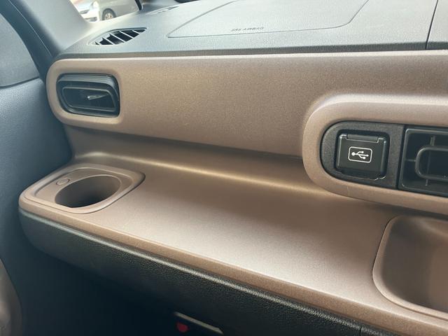 ムーヴキャンバスセオリーＧ１４インチフルホイールキャップ　ＬＥＤヘッドランプ　ＬＥＤフォグランプ　ホっとカップホルダー　両側パワースライドドア　キーフリーシステム　プッシュボタンスタート　ＵＶカットガラス（静岡県）の中古車