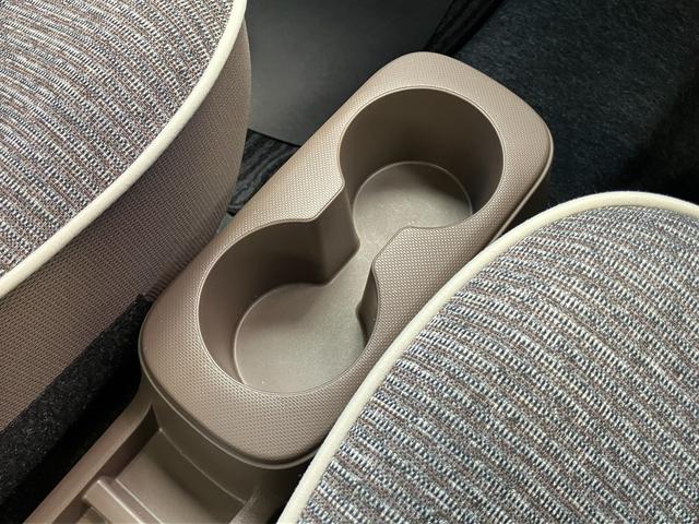 ミラトコットＧ　ＳＡIII１４インチフルホイールキャップ　オートエアコン（プッシュ式）　ＵＶ＆ＩＲカットガラス　キーフリーシステム　ＬＥＤヘッドランプ　ＵＳＢ電源ソケット（静岡県）の中古車