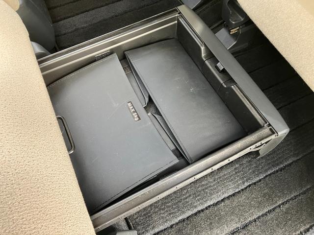 ムーヴキャンバスＧメイクアップリミテッド　ＳＡIII１４インチフルホイールキャップ　ＬＥＤヘッドランプ　キーフリーシステム　両側パワースライドドア　オートエアコン（プッシュ式）　オートライト　置きラクボックス（静岡県）の中古車