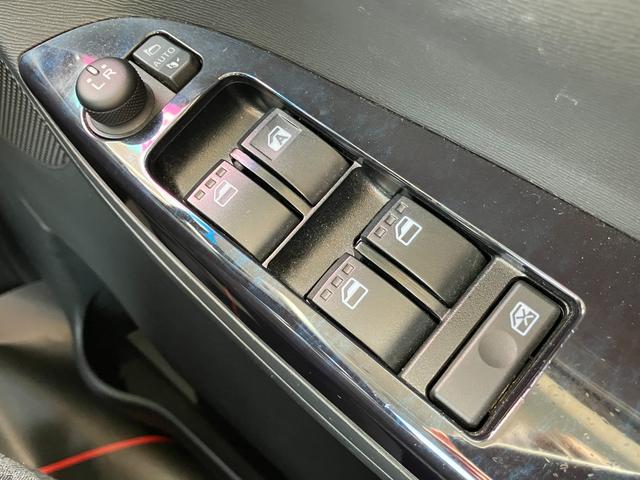 タントカスタムX トップエディションVS SAIII14インチアルミホイール キーフリーシステム パワースライドドア(片側) オートエアコン(プッシュ式) LEDヘッドランプ(静岡県)の中古車