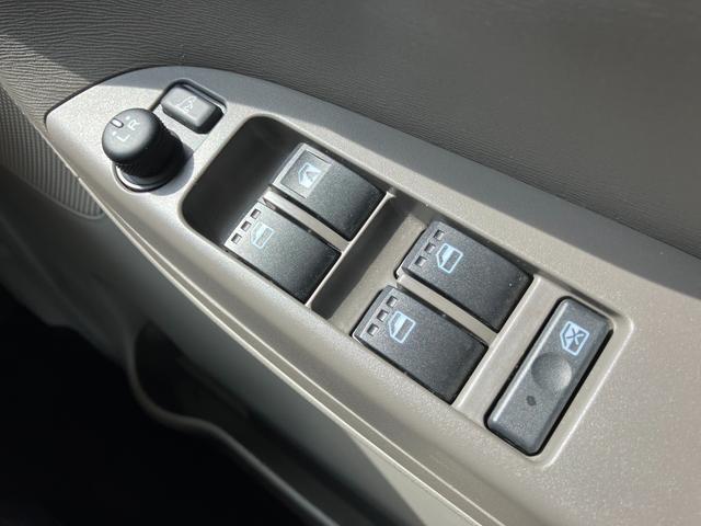 タントＸターボ　ＳＡキーフリーシステム　パワースライドドア（左側）　オートエアコン（プッシュ式）　オートライト　ハロゲンヘッドランプ　マルチインフォメーションディスプレイ（静岡県）の中古車